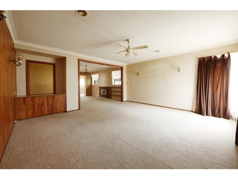 11 Duncan Avenue, Boronia VIC 3155