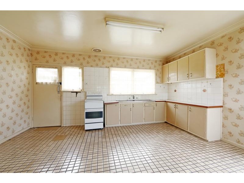 11 Duncan Avenue, Boronia VIC 3155