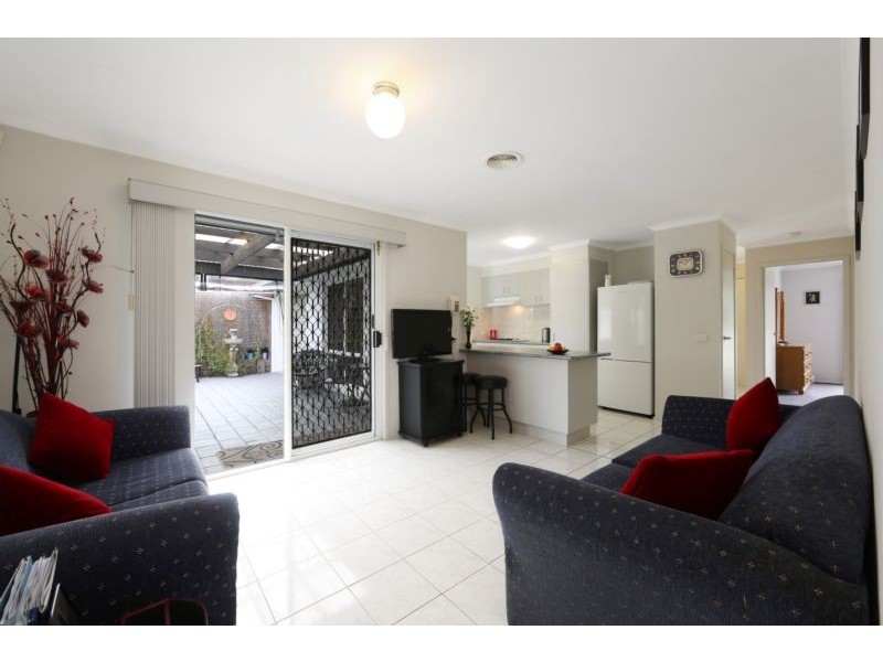 3 Overton Close, Rowville VIC 3178