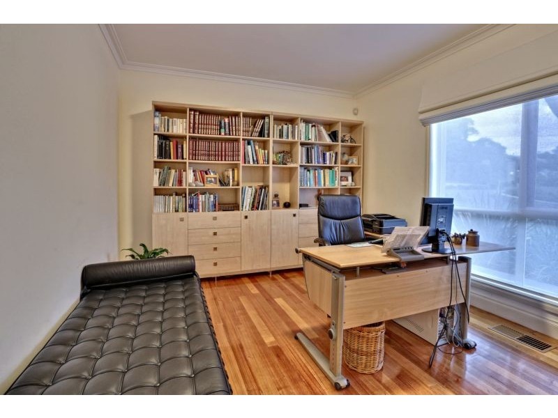 270 Hallam North Road, Lysterfield South VIC 3156