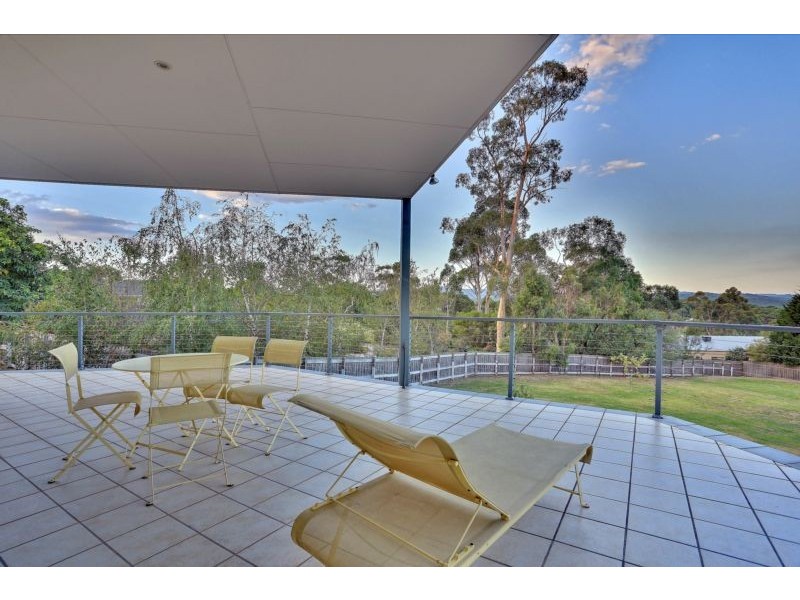 270 Hallam North Road, Lysterfield South VIC 3156