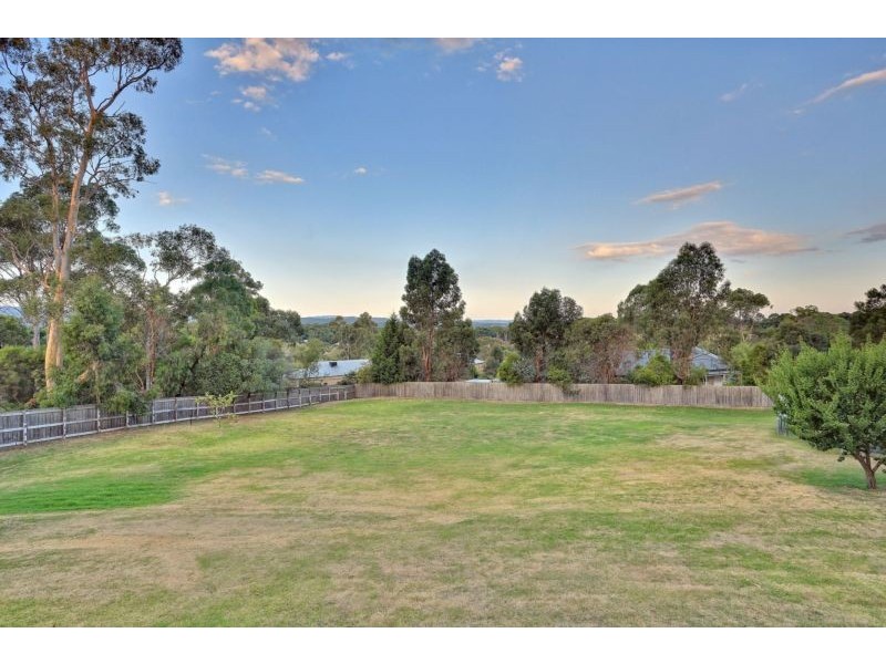 270 Hallam North Road, Lysterfield South VIC 3156