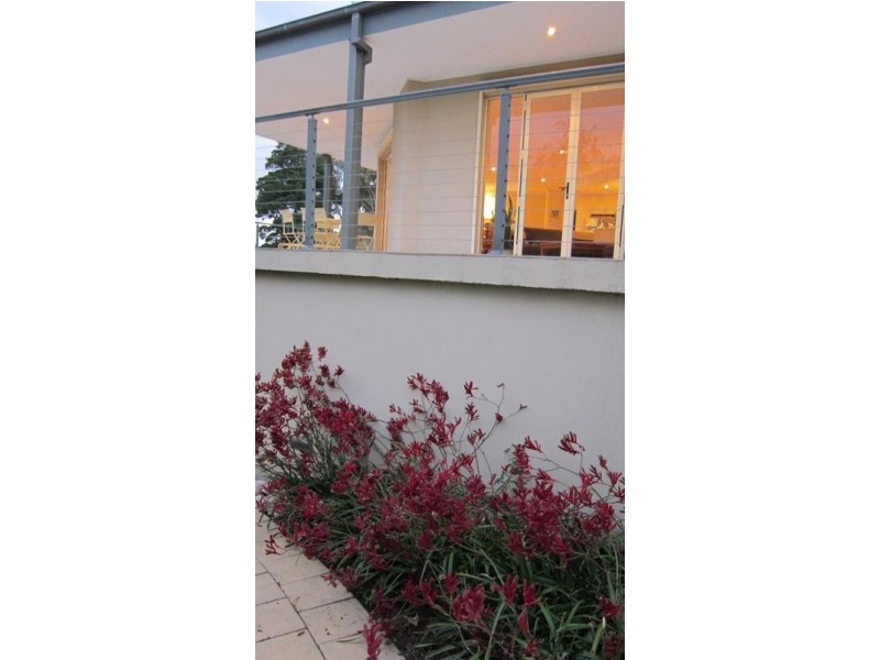 270 Hallam North Road, Lysterfield South VIC 3156