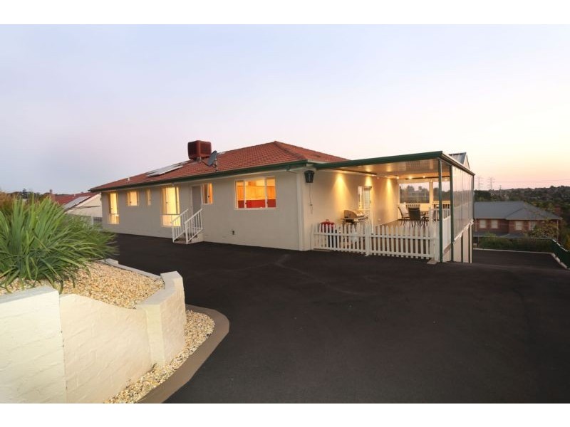 17 Parkview Terrace, Lysterfield South VIC 3156