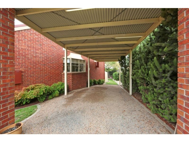 9 Finsbury Close, Rowville VIC 3178