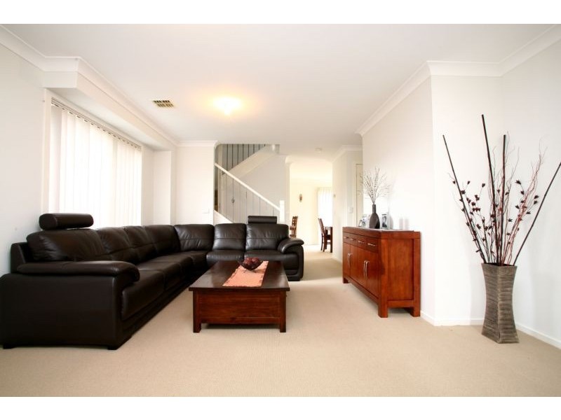 91 Sweeney Drive, Narre Warren VIC 3805