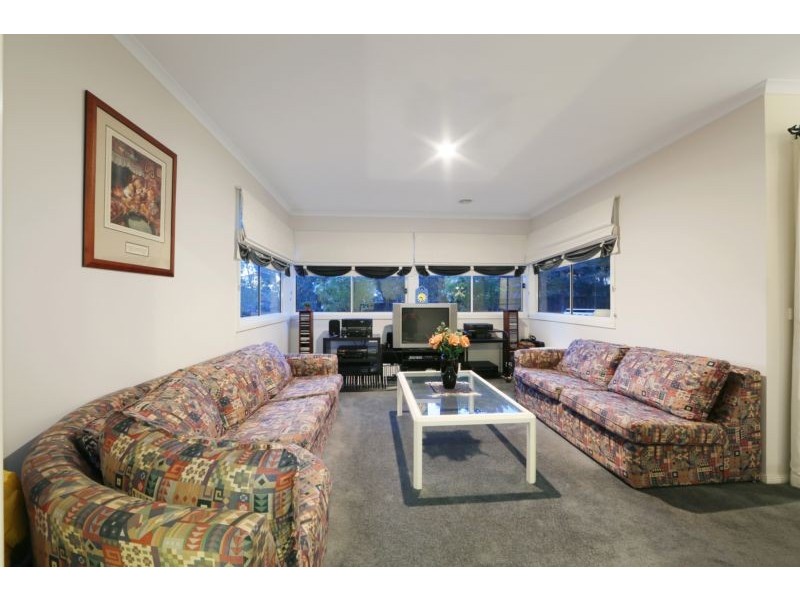 1 Grosvenor Road, Rowville VIC 3178