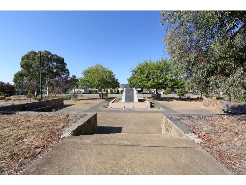 1 Grosvenor Road, Rowville VIC 3178