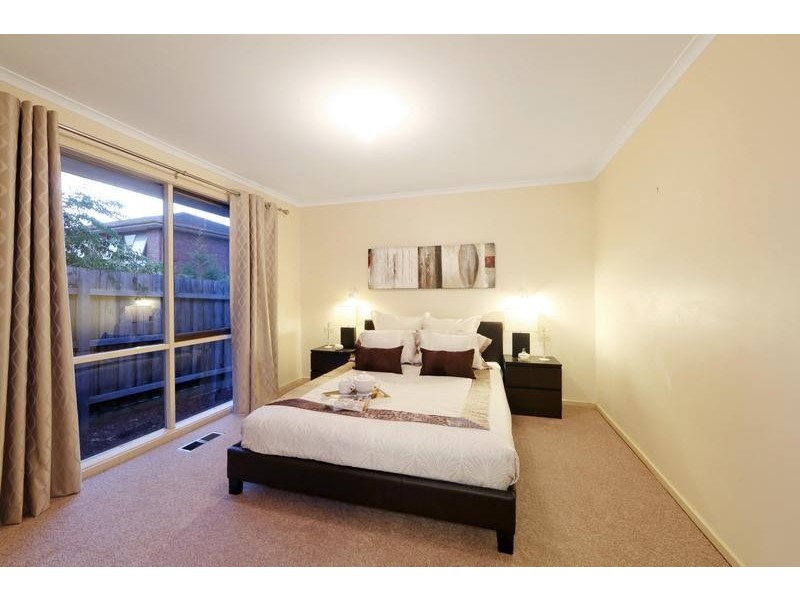 6 Nattai Court, Rowville VIC 3178