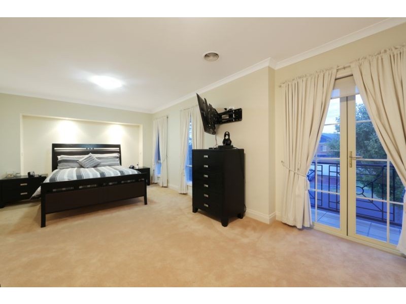 62 Langhorne Crescent, Rowville VIC 3178