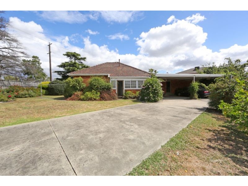 40-42 Lambourne Avenue, Rowville VIC 3178