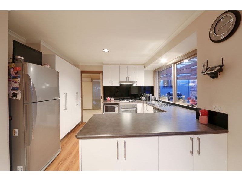 11 Glenlea Close, Rowville VIC 3178