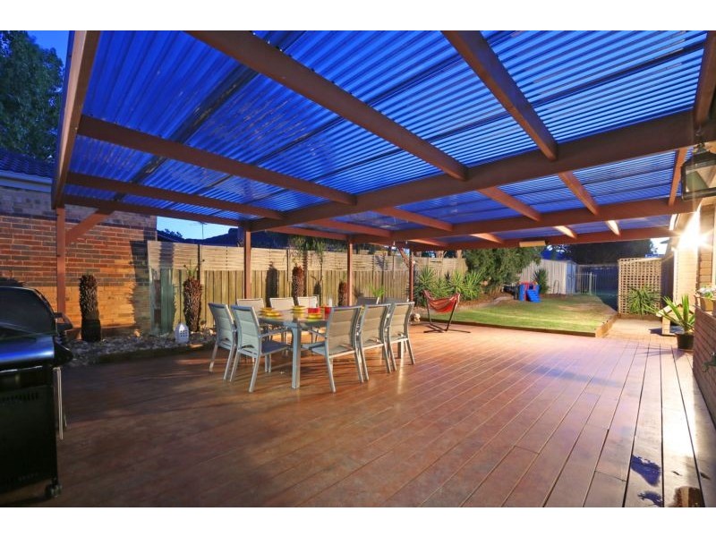 11 Glenlea Close, Rowville VIC 3178