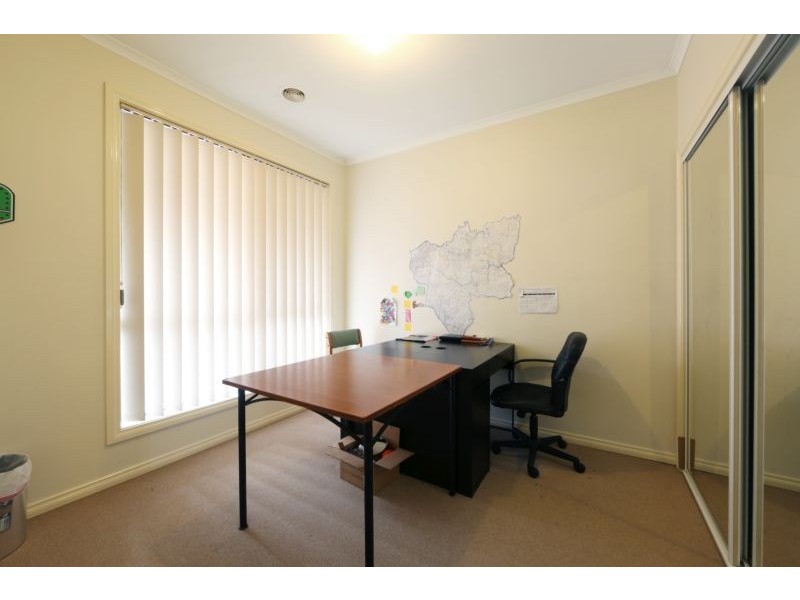 2/11 Glenfern Road, Ferntree Gully VIC 3156