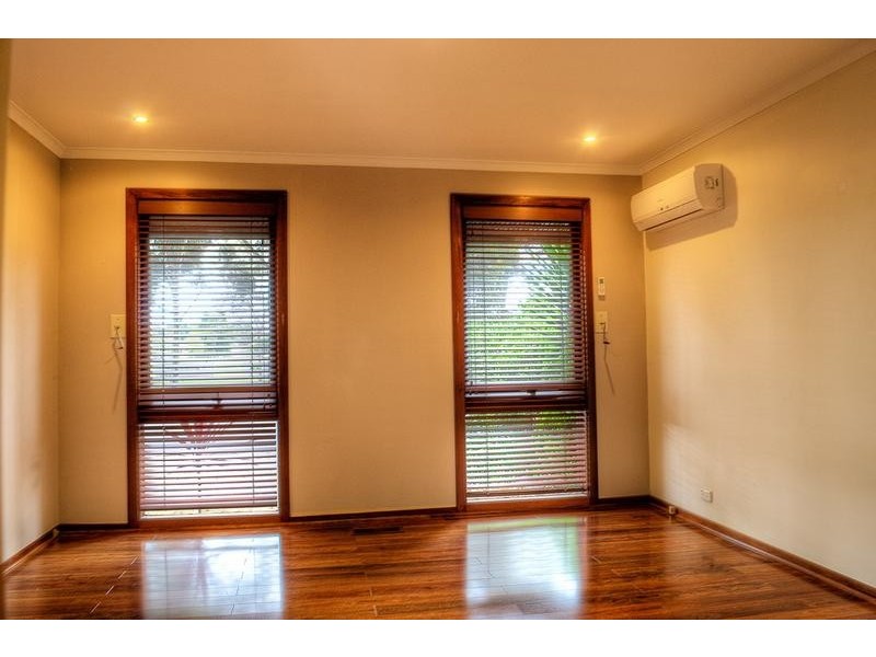 42 Eildon Parade, Rowville VIC 3178