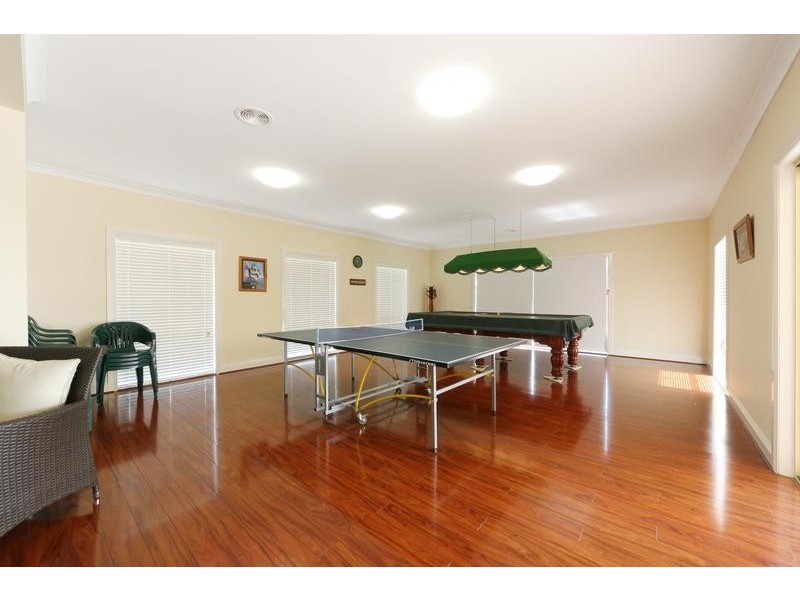 81 Grange Drive, Lysterfield VIC 3156