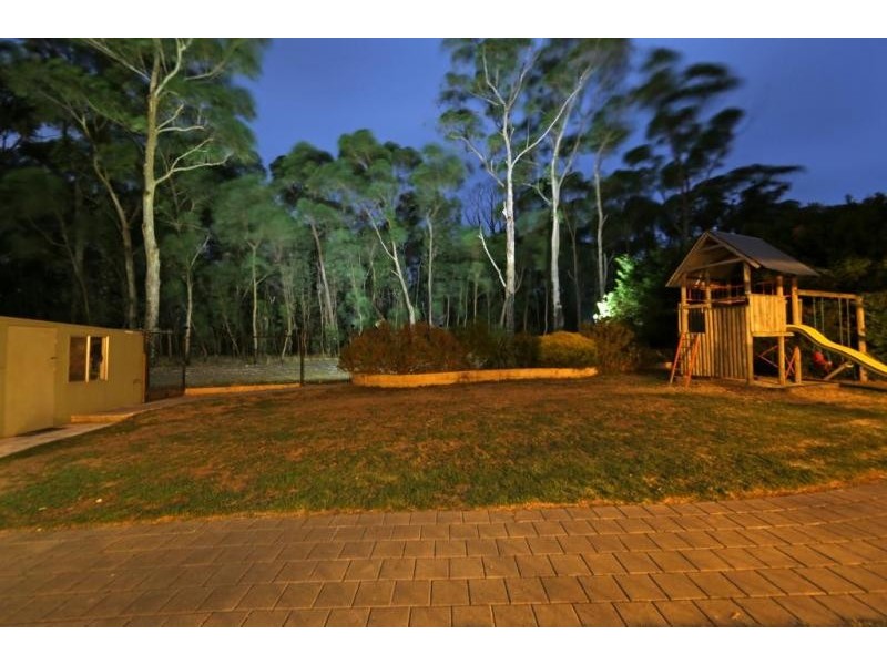 1 Cloverdale Lane, Lysterfield South VIC 3156