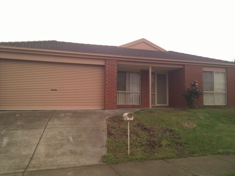 27 Shaftsbury Avenue, Berwick VIC 3806