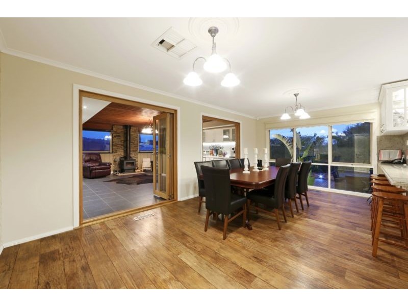 11 Baringa Court, Rowville VIC 3178