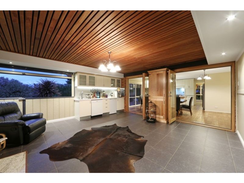 11 Baringa Court, Rowville VIC 3178