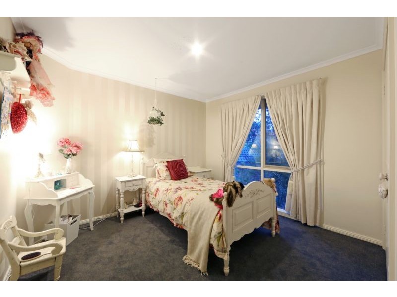 11 Baringa Court, Rowville VIC 3178