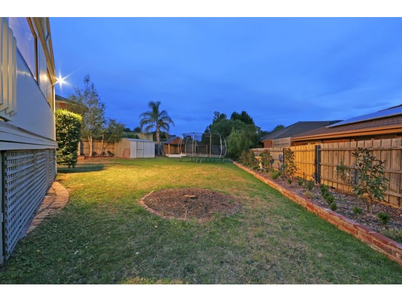 11 Baringa Court, Rowville VIC 3178