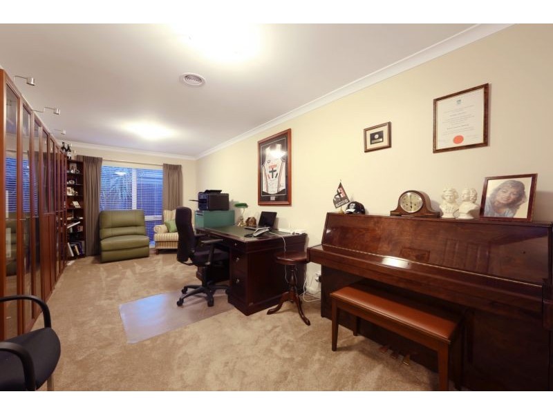 63 Victoria Knox Avenue, Rowville VIC 3178