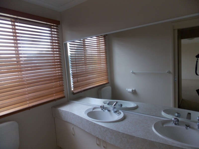 3 Gleneagles Court, Rowville VIC 3178