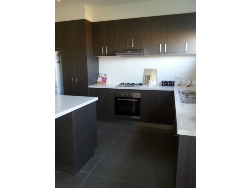 32 Gearon Ave, Rowville VIC 3178