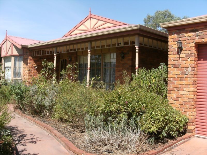 134 Karoo Road, Rowville VIC 3178