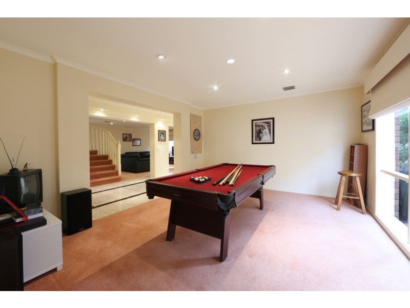 2 Sunrise Court, Lysterfield VIC 3156