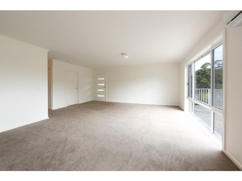 25 Waters Avenue, Ferntree Gully VIC 3156