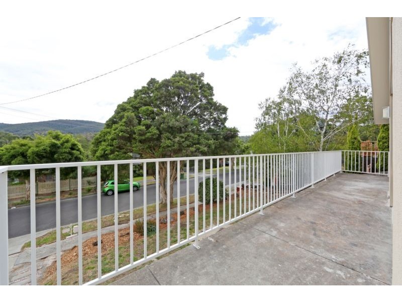 25 Waters Avenue, Ferntree Gully VIC 3156