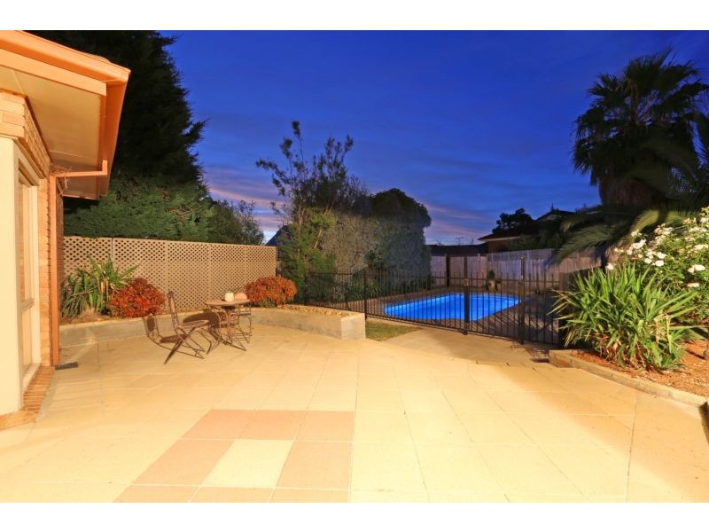 2 Boradino Place, Rowville VIC 3178