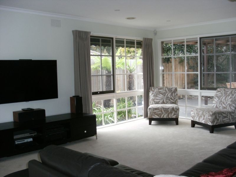 43 Mantung Cres, Rowville VIC 3178