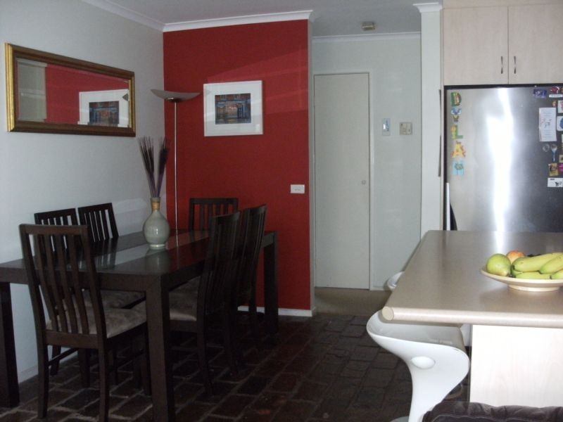 43 Mantung Cres, Rowville VIC 3178