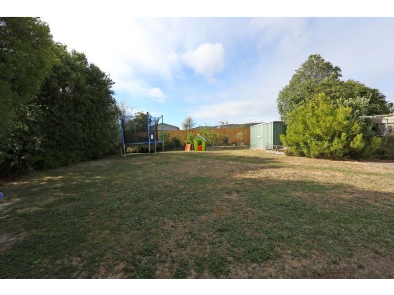 60 Anthony Drive, Lysterfield VIC 3156