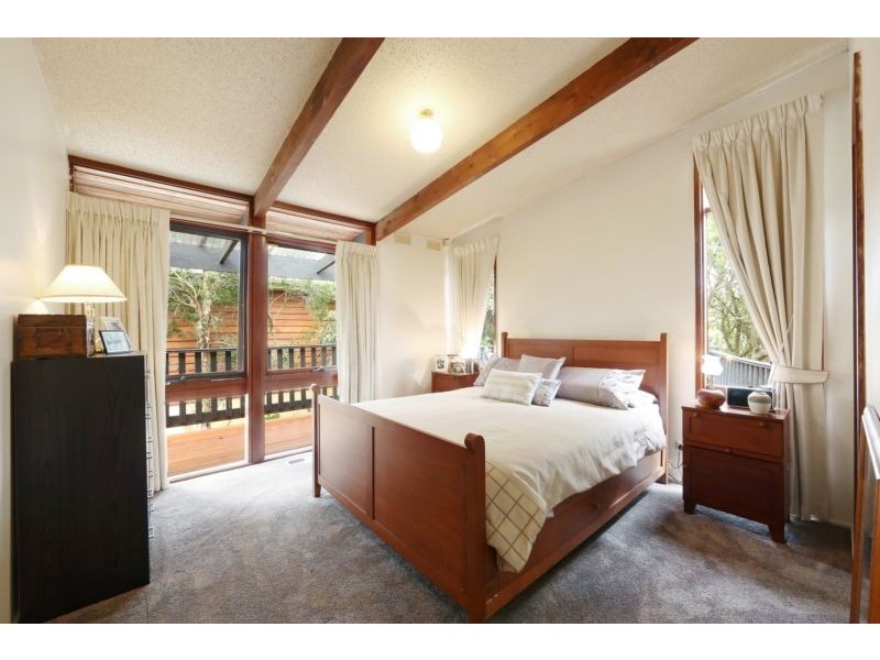 40 Illawarra Avenue, Rowville VIC 3178