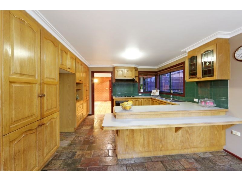 43 Woodside Drive, Rowville VIC 3178
