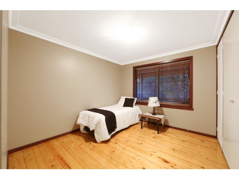 43 Woodside Drive, Rowville VIC 3178