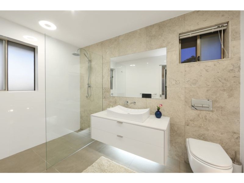 123 Dandelion Drive, Rowville VIC 3178