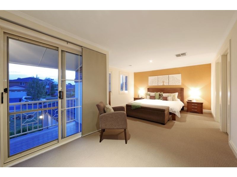 4 Pendelton Place, Lysterfield VIC 3156