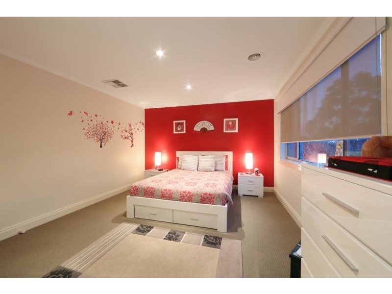 4 Pendelton Place, Lysterfield VIC 3156