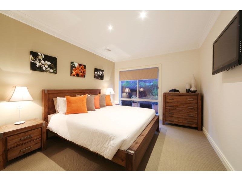 4 Pendelton Place, Lysterfield VIC 3156