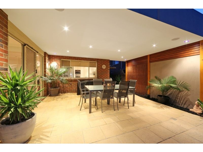 4 Pendelton Place, Lysterfield VIC 3156