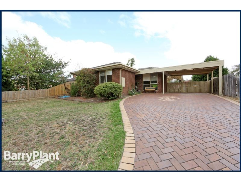38 Burchall Crescent, Rowville VIC 3178