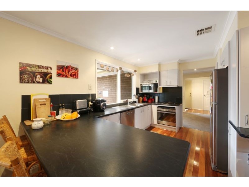 38 Burchall Crescent, Rowville VIC 3178