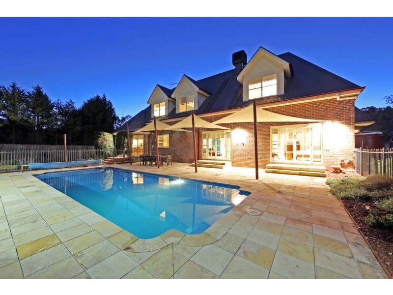 6 Gladesville Close, Lysterfield South VIC 3156