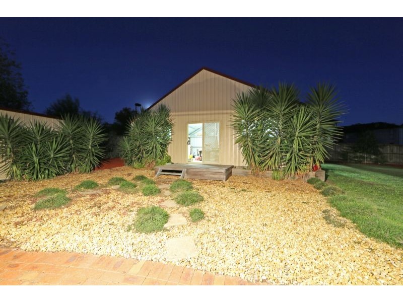 6 Gladesville Close, Lysterfield South VIC 3156