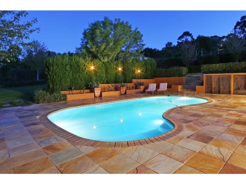 2 Sunnybank Close, Lysterfield South VIC 3156